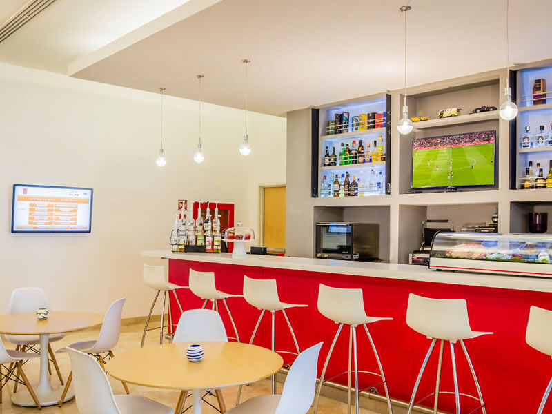 Las Pintas Fiesta Inn Guadalajara Aeropuerto מראה חיצוני תמונה